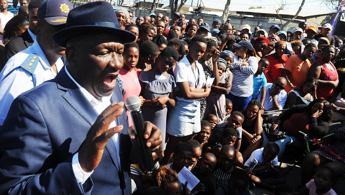 Minister of Police Bheki Cele visited the residents of Brown's Farm
